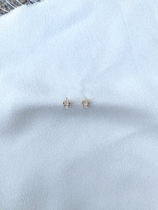 Dainty Cluster Studs